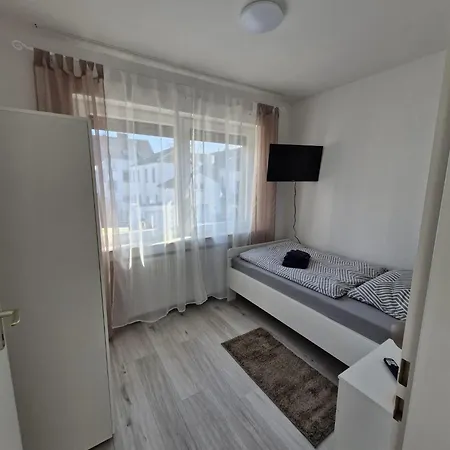 Haus Karlsson Fuer 8 Personen * Alsdorf