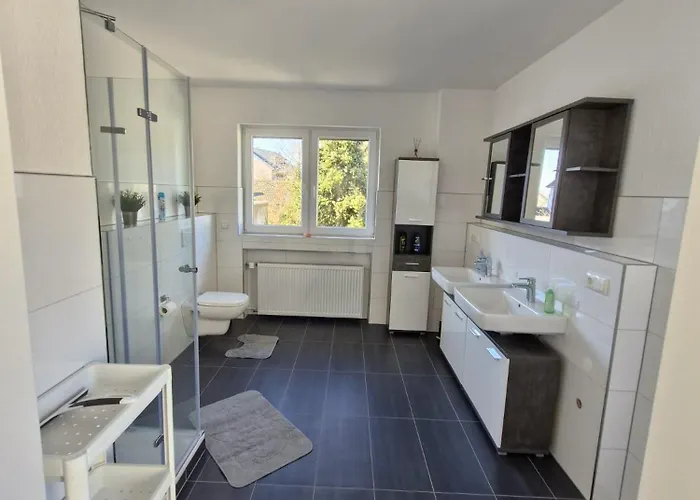 Haus Karlsson Fuer 8 Personen Alsdorf