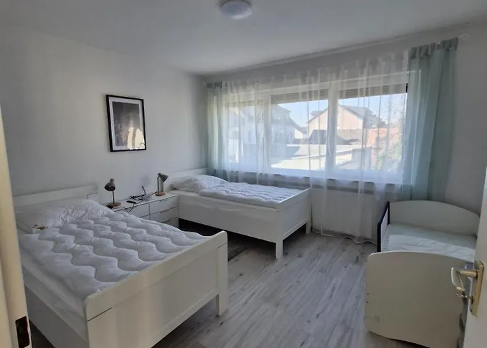 Haus Karlsson Fuer 8 Personen Vakantiehuis *